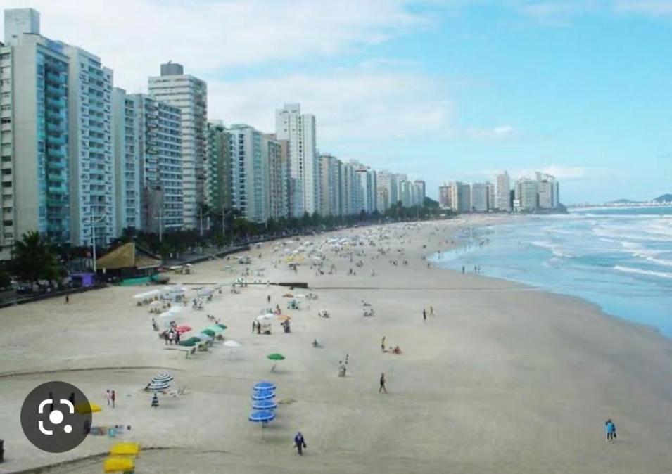 Pe Na Areia Inteiro-4 Quartos 3 Cama Casal ,4 Camas Solteiro-3 Salas Cozinha Apartment